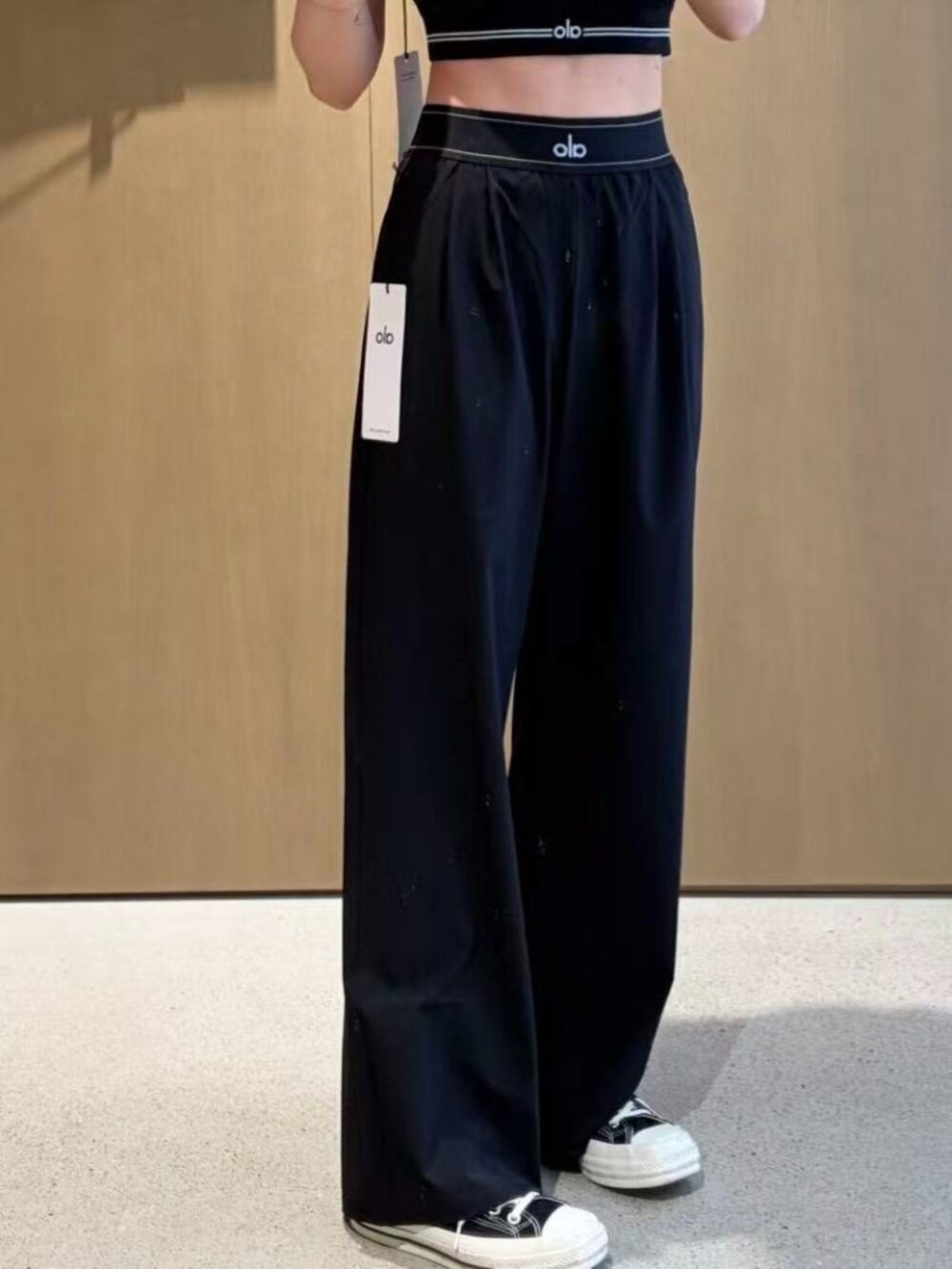 ALO Yoga Suit Up Trouser,Black brand new (Regular)💖Women's Wide Leg pants - Picture 2 of 8